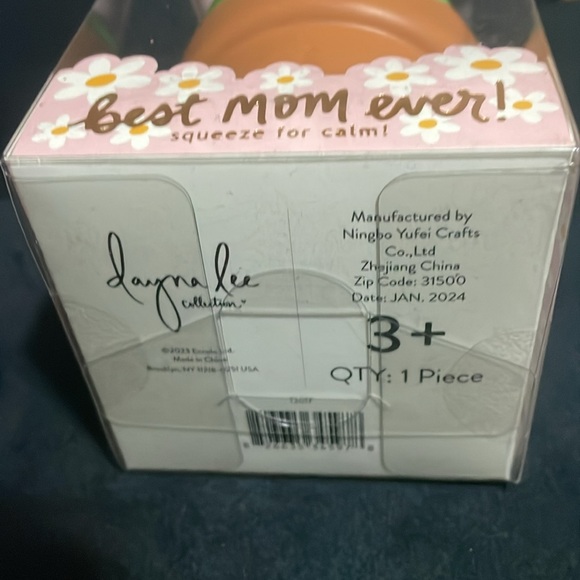 New Eccolo potted flower plant 🪴 stress ball squeeze ball Mother’s Day gift - Picture 6 of 10